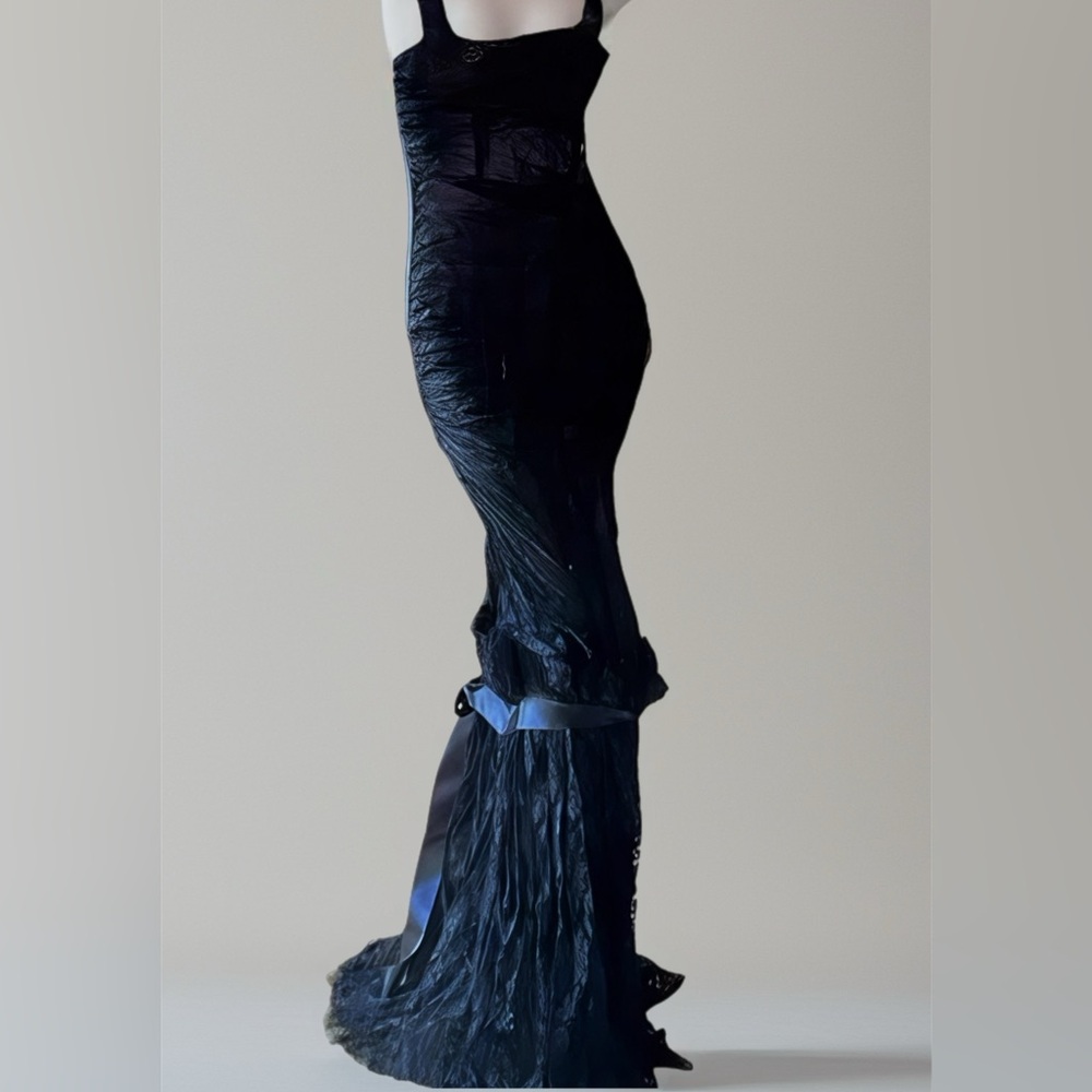 🌹 Dolce & Gabbana Long Black Lace Dress – Ruched Silhouette & Bow Detail